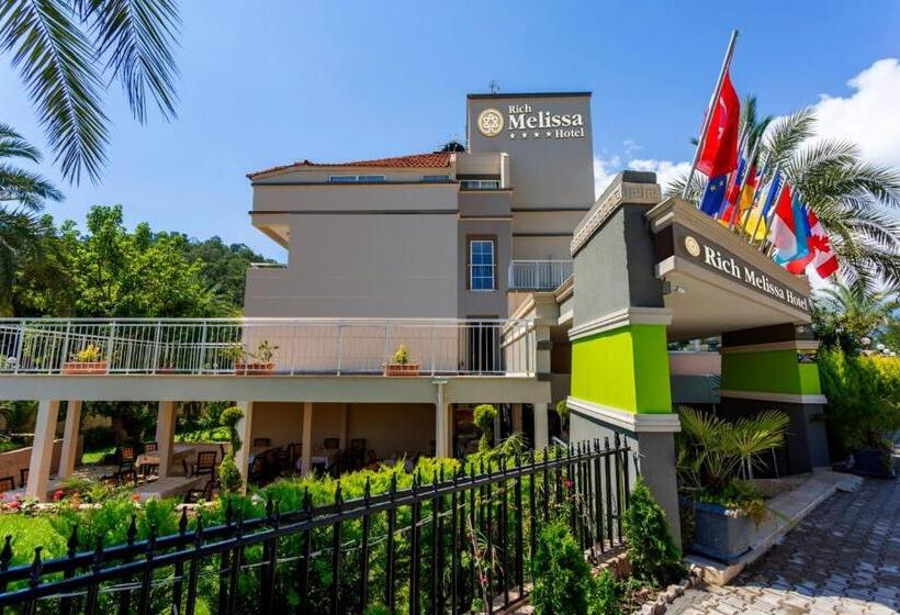 استراحتگاه Rich Melissa
