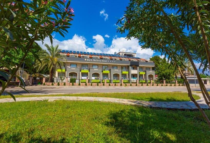 استراحتگاه Rich Melissa