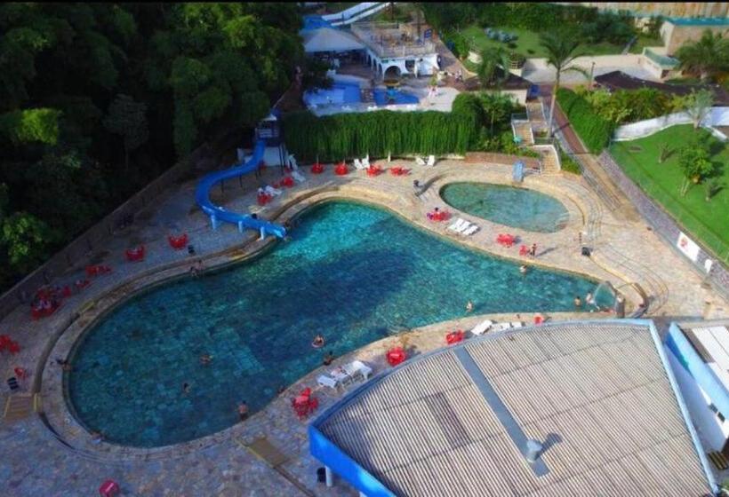 Adtur Flats Ctc   Condomínio Saphire Ou Center Caldas