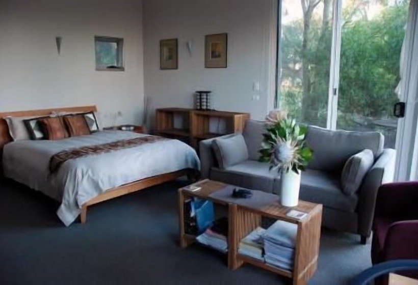 مبيت وإفطار South Beach Haven