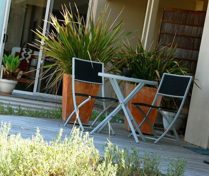 مبيت وإفطار South Beach Haven