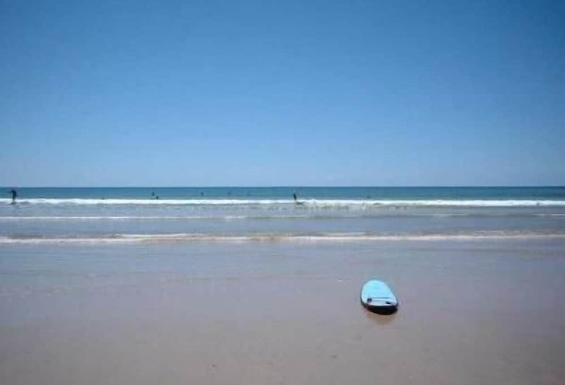 تختخواب و صبحانه South Beach Haven