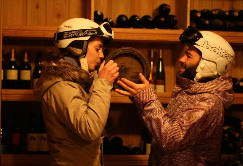 בית מלון כפרי Tivet