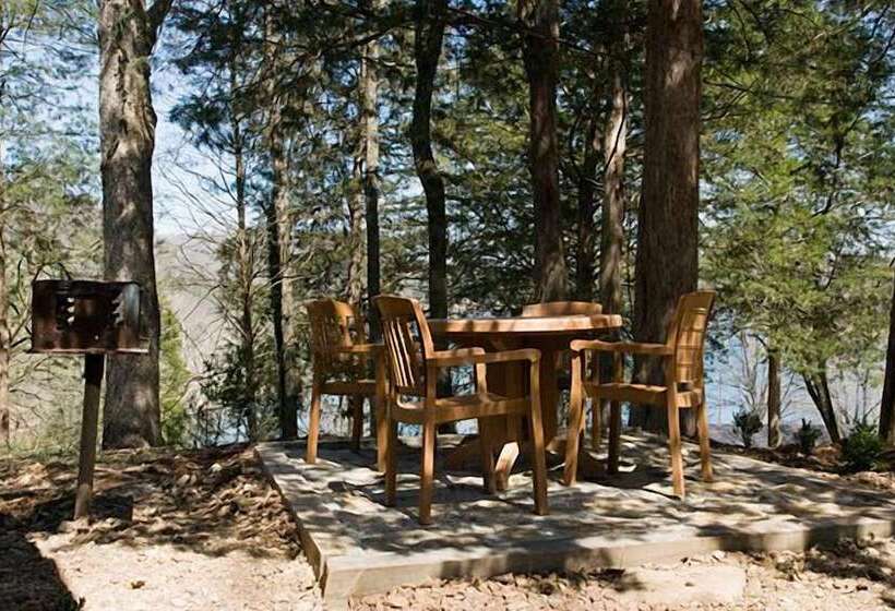 Lakeside Resort Lakeside Cabins