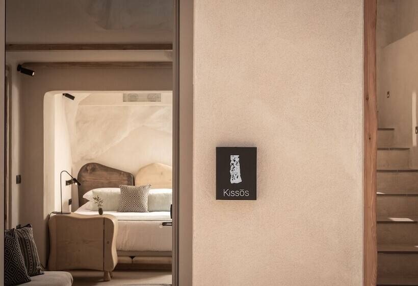 Manili Boutique Suites & Villas