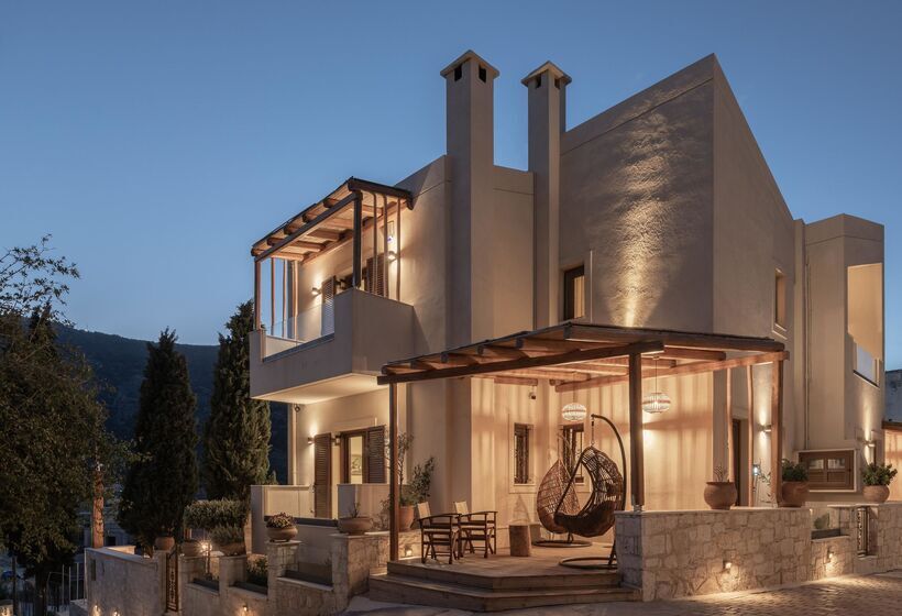 Manili Boutique Suites & Villas