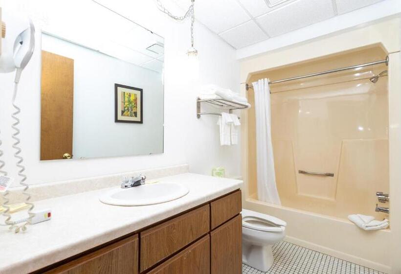 فندق على الطريق Brentwood Motor Inn