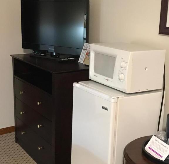 فندق على الطريق Brentwood Motor Inn