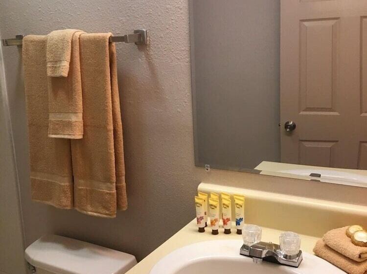 Мотель Cornerstone Lodge Of Foley