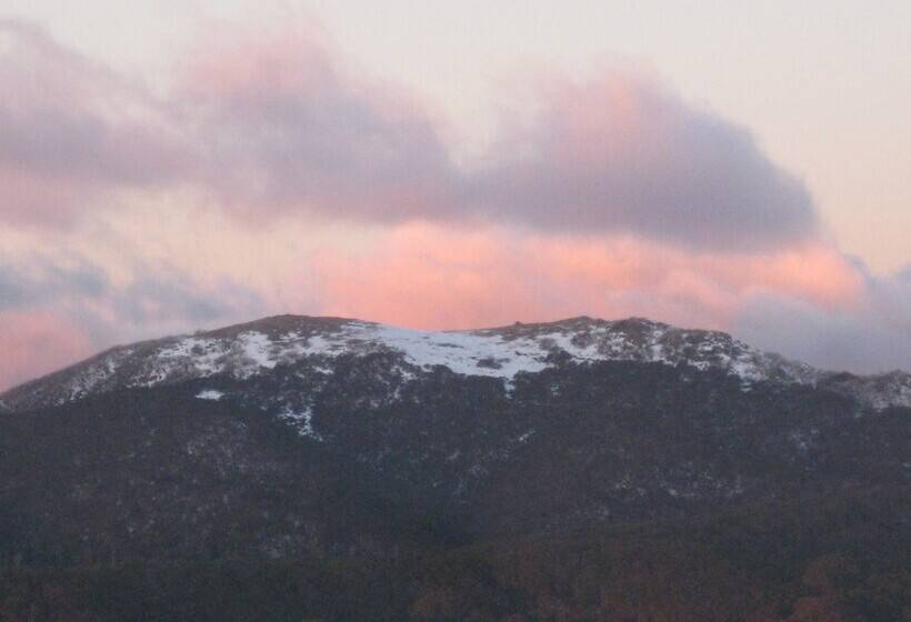 汽车旅馆  Ski Club Of Victoria   Ivor Whittaker Lodge