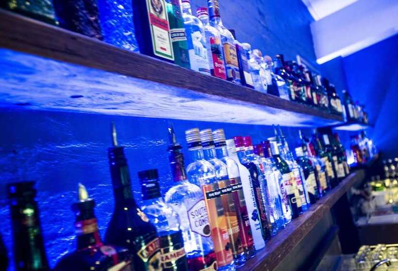 فندق على الطريق Ski Club Of Victoria   Ivor Whittaker Lodge