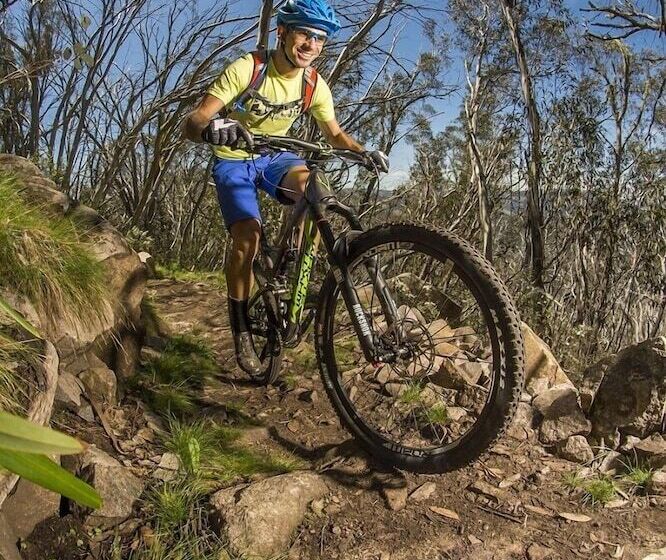 فندق على الطريق Ski Club Of Victoria   Ivor Whittaker Lodge