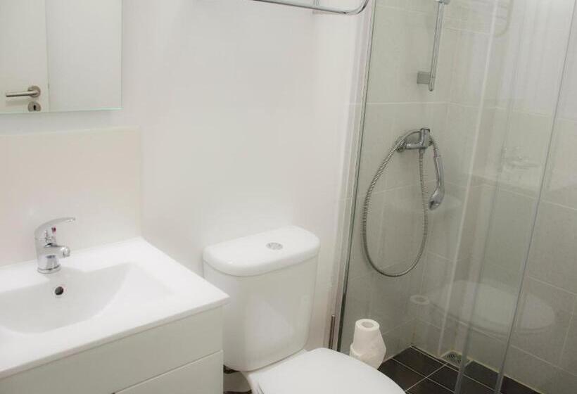 פנסיון Alameda Guest House 1