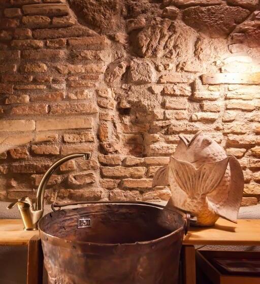 پانسیون Trevi Art Suite