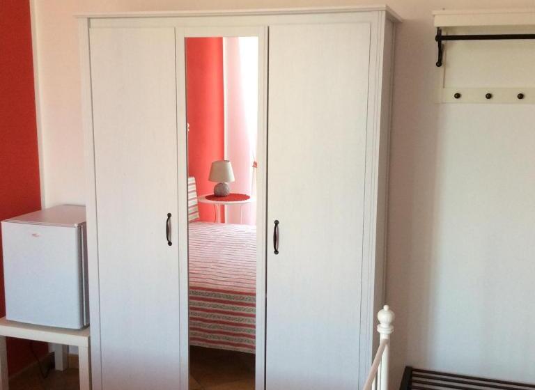 پانسیون B&b In Residence ...a Due Passi Dalla Scala Dei Turchi