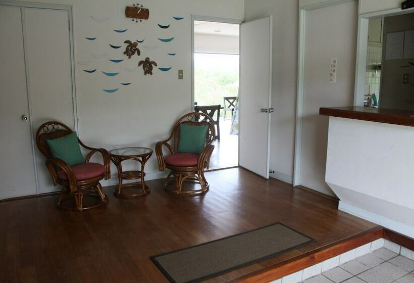 بنسيون Villa Hirugi