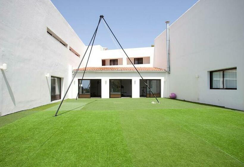 Курорт Apartamentos Club Cala Azul