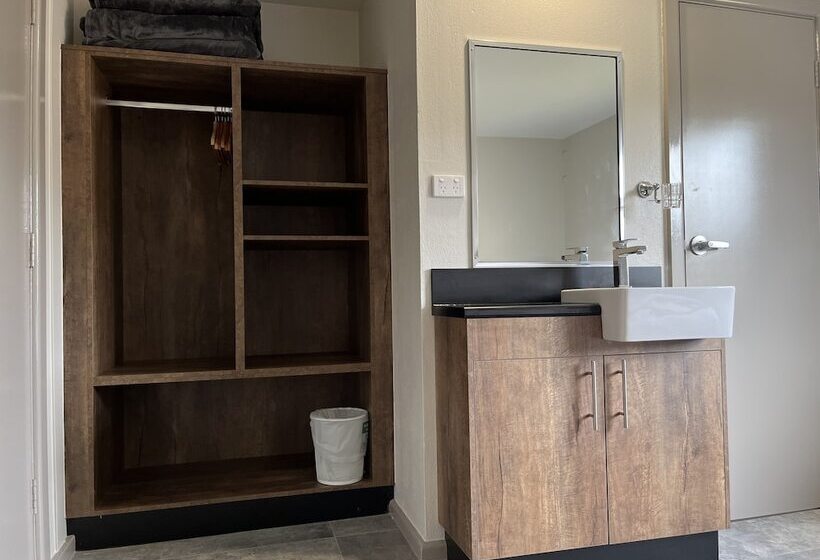 בית מלון כפרי Swagman Chalet