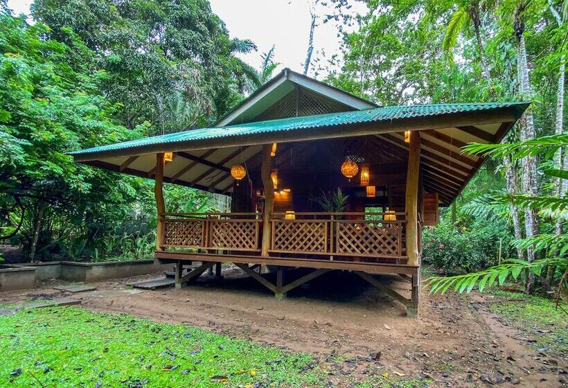 Finca Chica Lodge & Villas