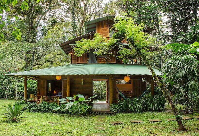 Finca Chica Lodge & Villas