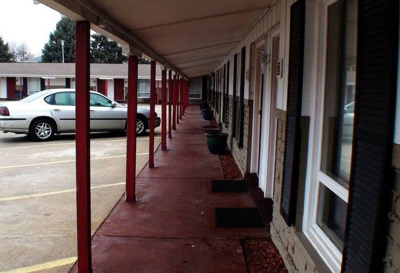 فندق على الطريق Schuyler Inn