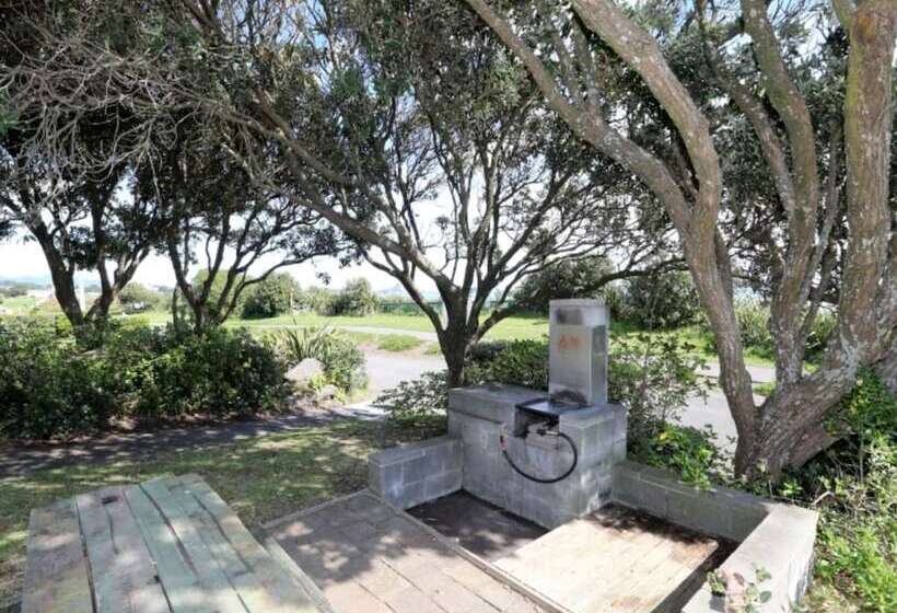 Fitzroy Beach Holiday Park