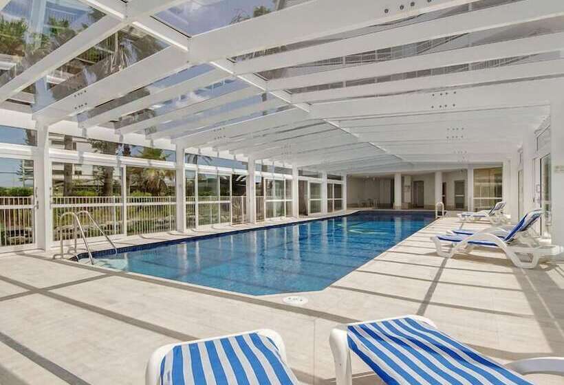 هتل 19th Avenue On The Beach