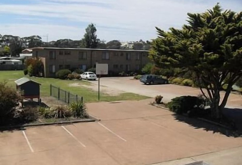 בית מלון כפרי Apollo Holiday Units