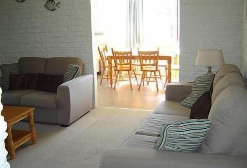 בית מלון כפרי Apollo Holiday Units