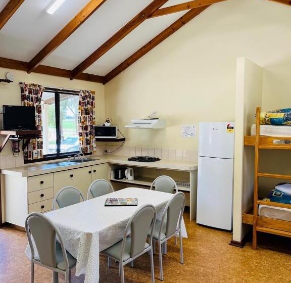 هتل Discovery Parks   Margaret River