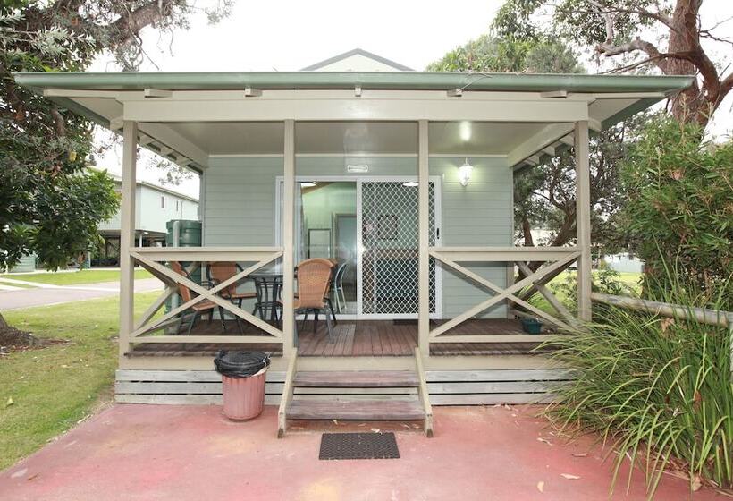 בית מלון כפרי Lakesea Park