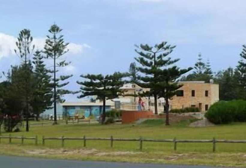 בית מלון כפרי Lanis On The Beach   Old Bar