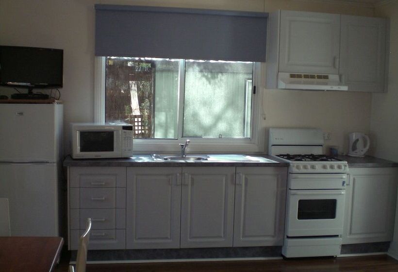 בית מלון כפרי Mallacoota's Shady Gully Caravan Park