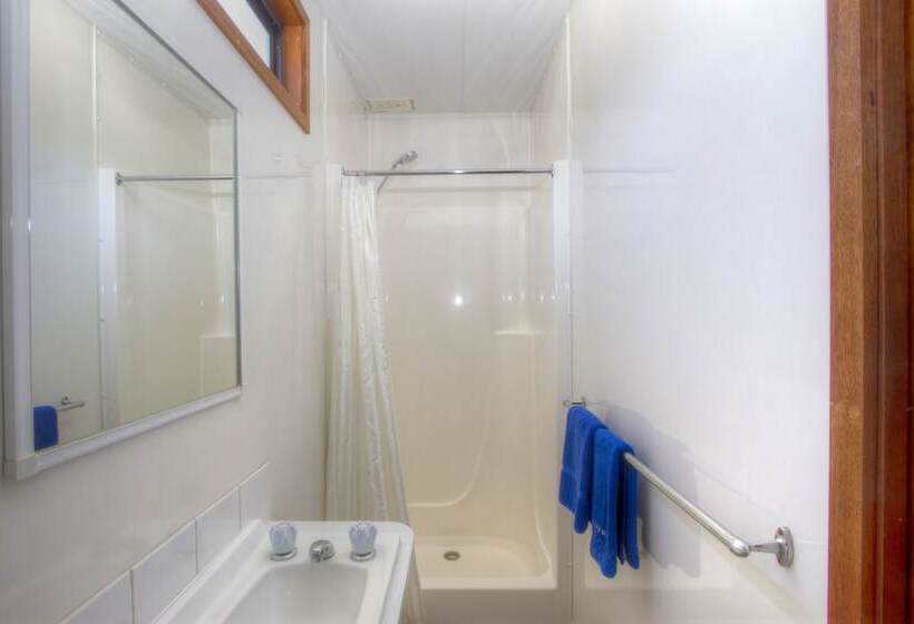 בית מלון כפרי Twin Dolphins Holiday Park