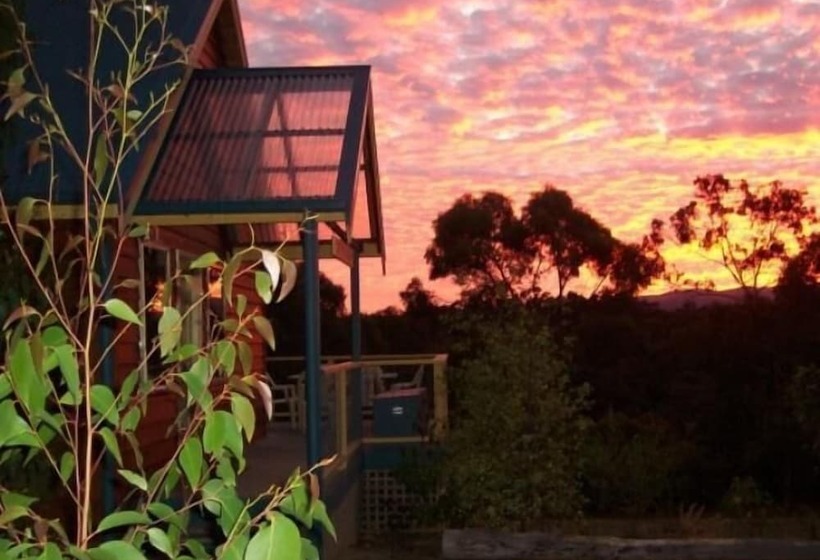 Lorne Bush House Cottages & Eco Retreats
