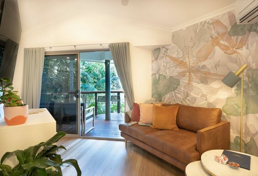 Lovestone Cottages Montville