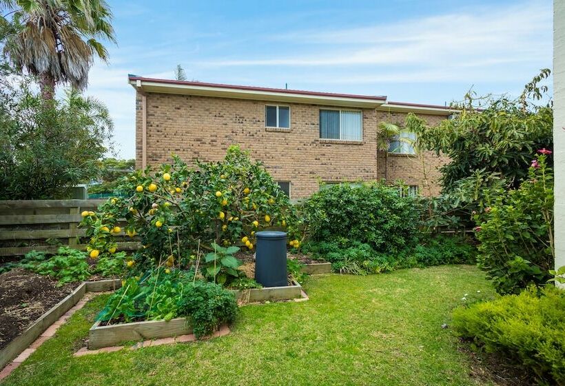 Ocean Drive Apartments