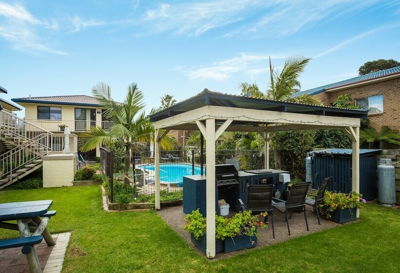 Ocean Drive Apartments