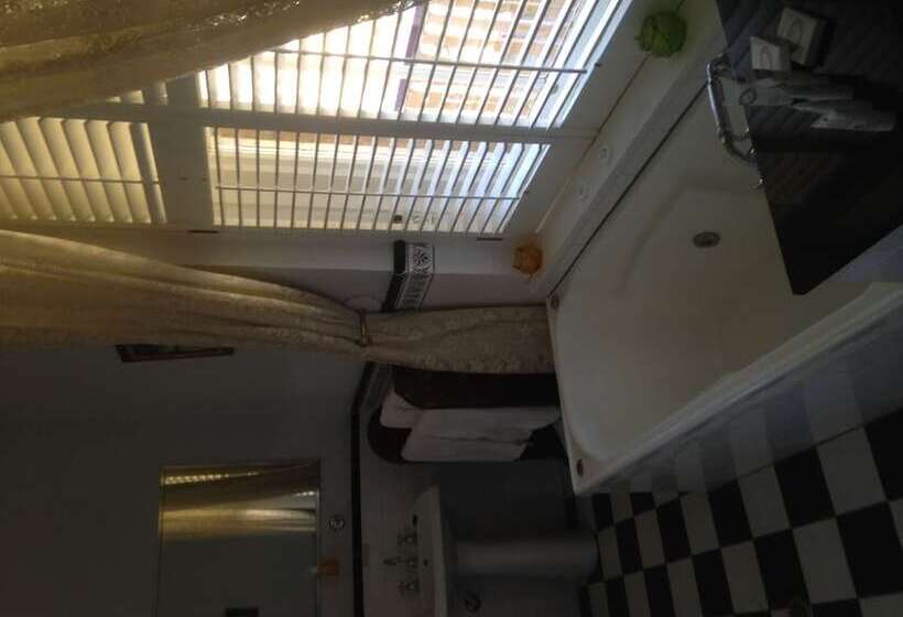 פנסיון Mulla Villa