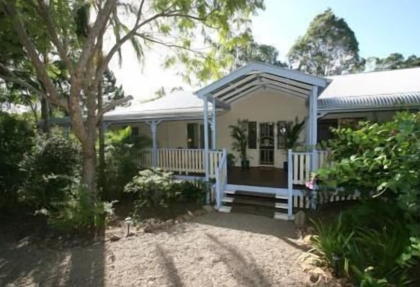 بنسيون Noosa Country House