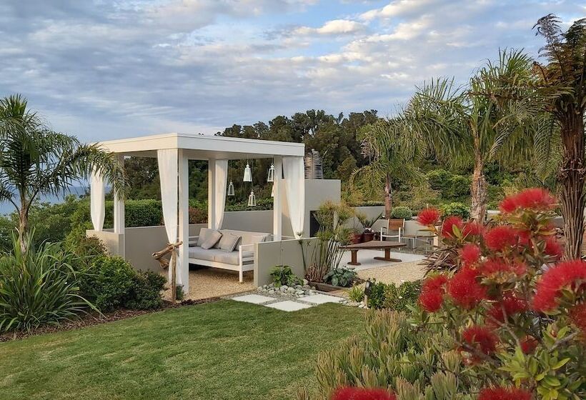 بنسيون The Bay Lodge