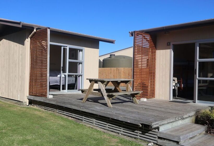 Курорт Pohara Beach Top 10 Holiday Park