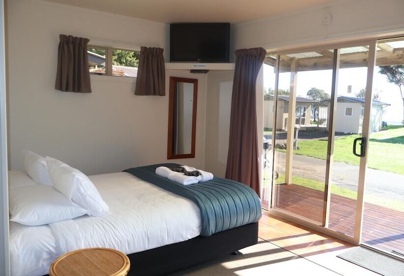 渡假胜地  Pohara Beach Top 10 Holiday Park