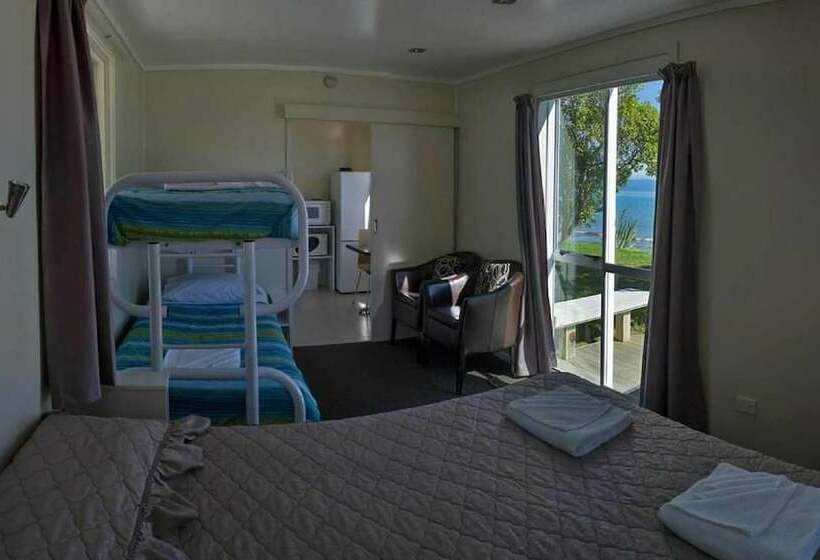 Курорт Pohara Beach Top 10 Holiday Park