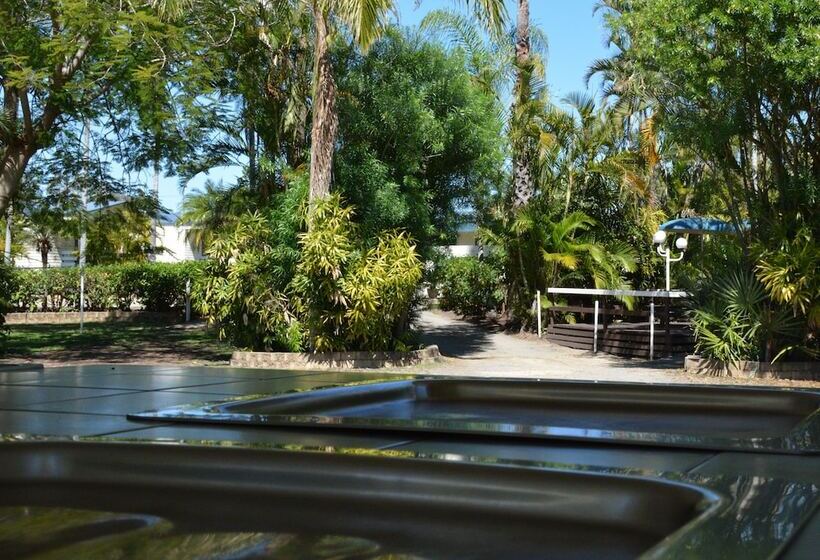 منتجع Southside Holiday Village