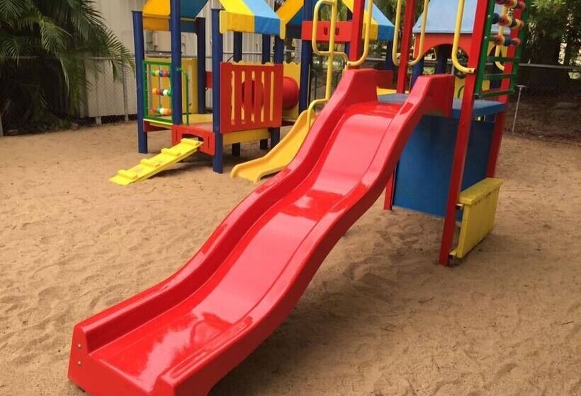 منتجع Southside Holiday Village