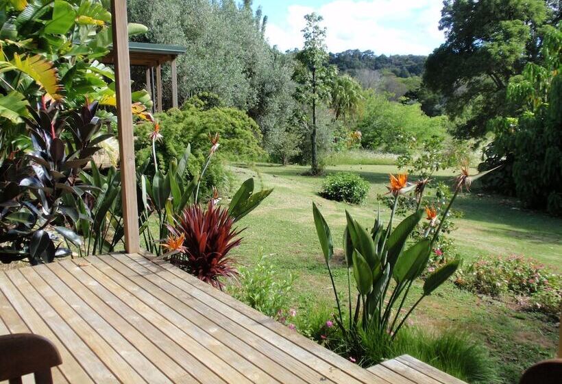 Wharepuke Subtropical Accommodation