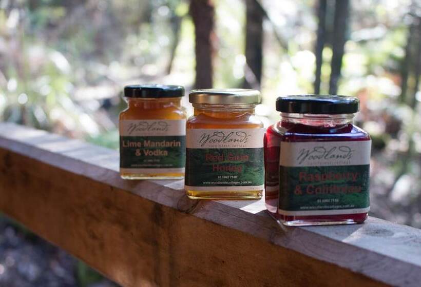 Woodlands Rainforest Retreat