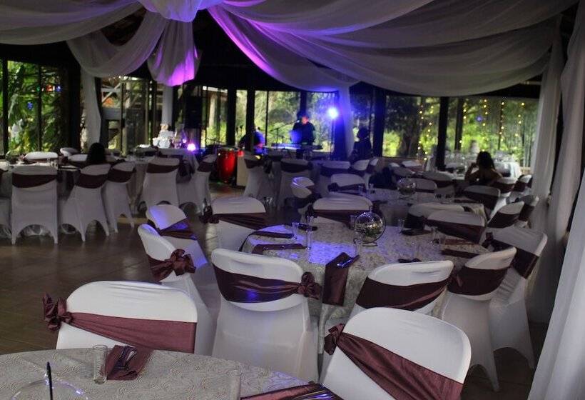 Colinas Del Miravalles