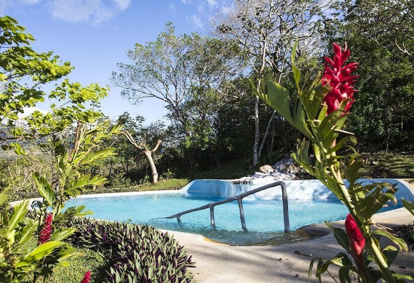 Colinas Del Miravalles